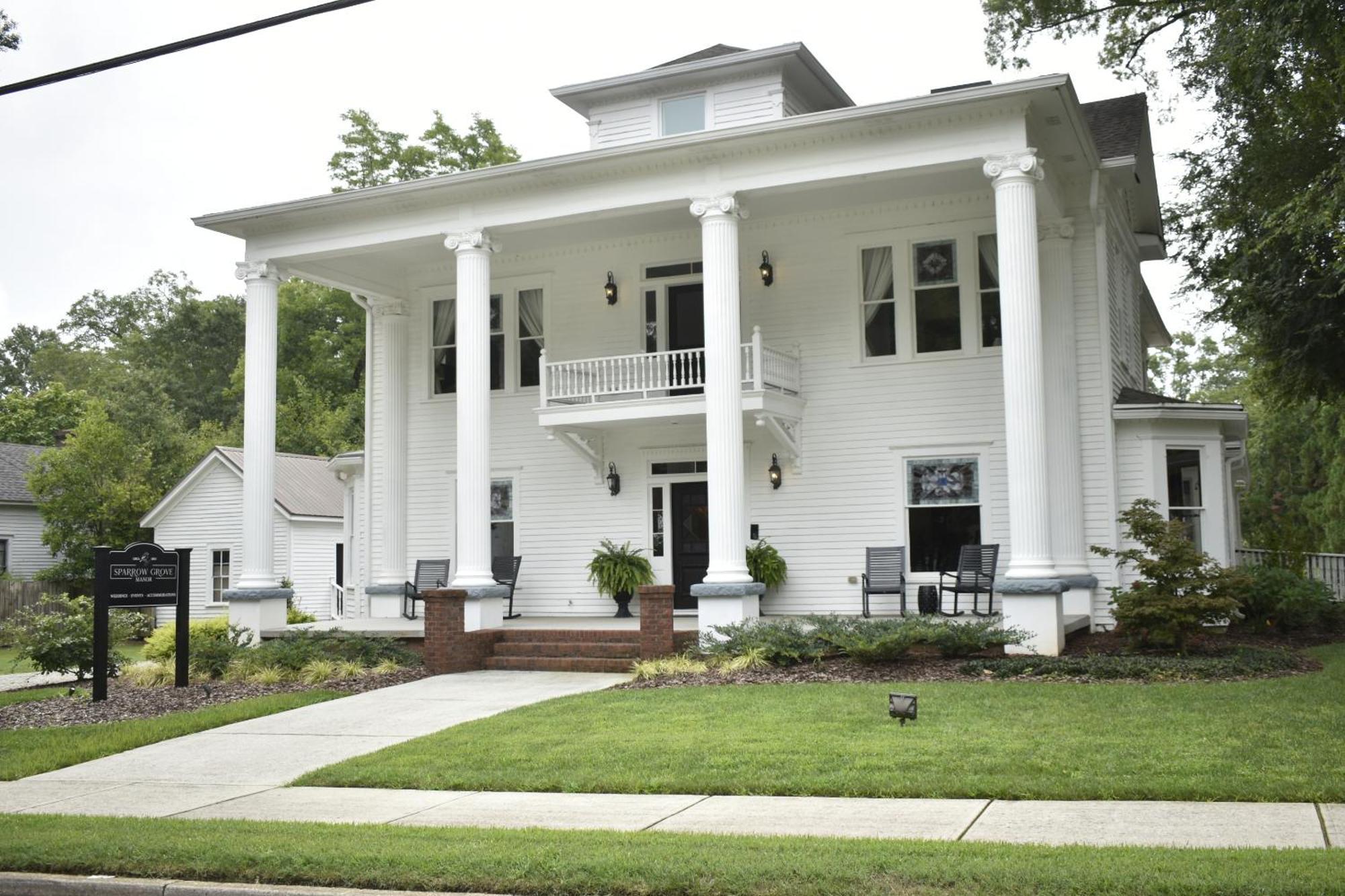 Sparrow Grove Manor Монро Екстер'єр фото