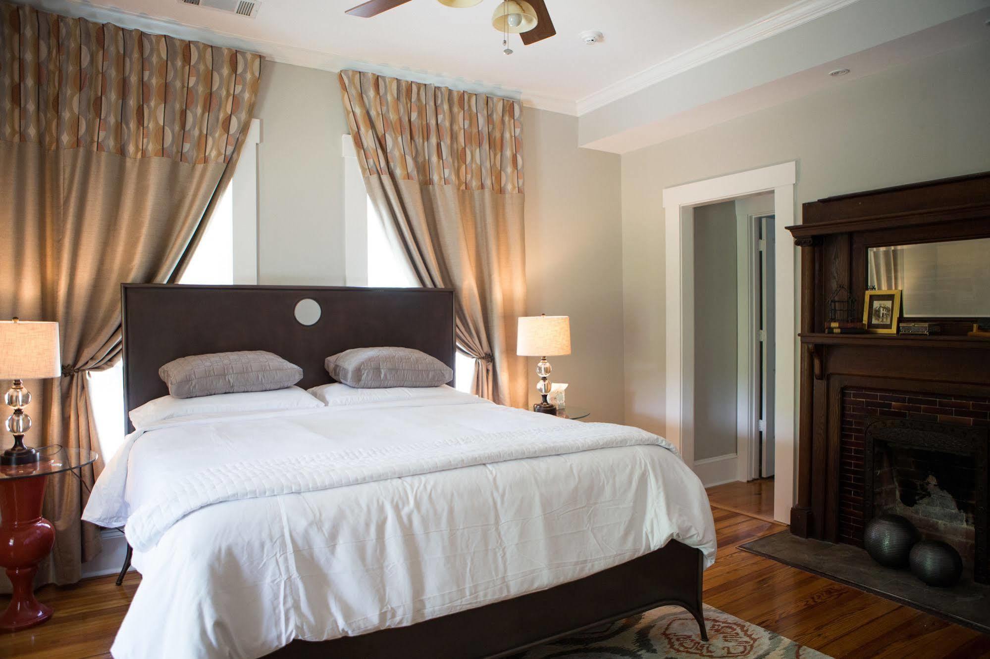 Sparrow Grove Manor Монро Екстер'єр фото